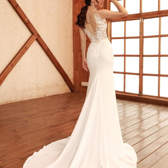 Wedding Dress - Picture 1 of 2